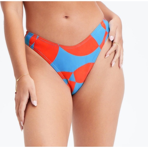 Fabletics High-Cut Classic Bikini Bottom NWT large - Picture 2 of 7